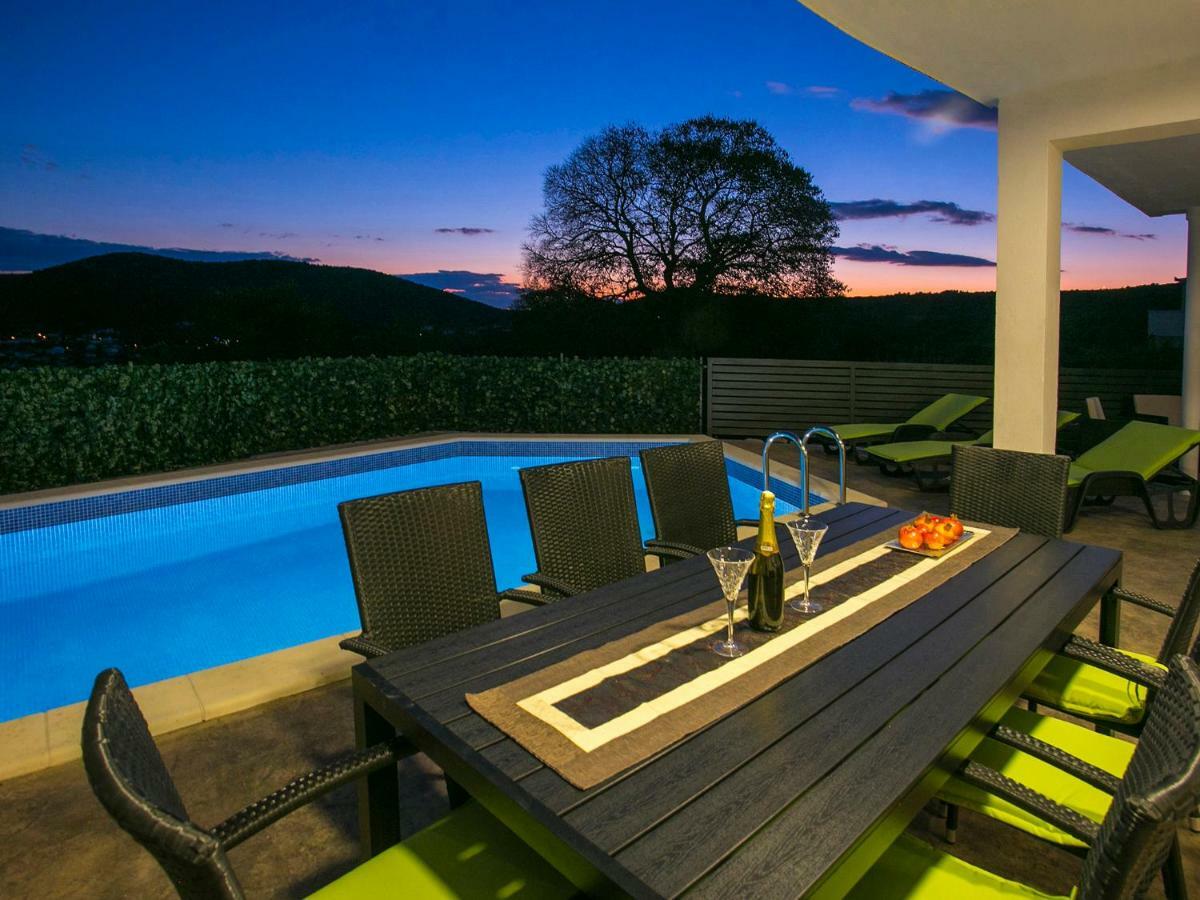 Villa Croatia Sea View With Heated Pool Vinišće Exterior foto