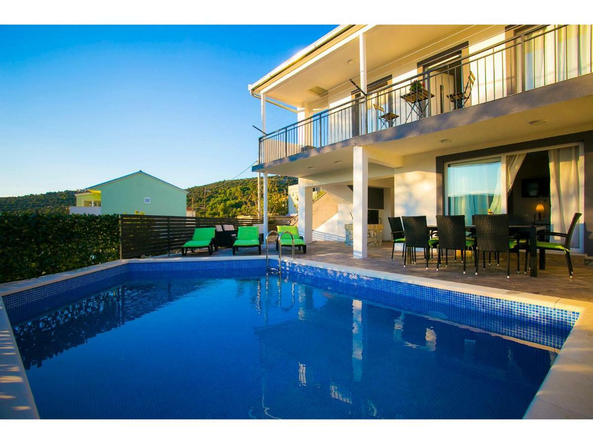 Villa Croatia Sea View With Heated Pool Vinišće Exterior foto